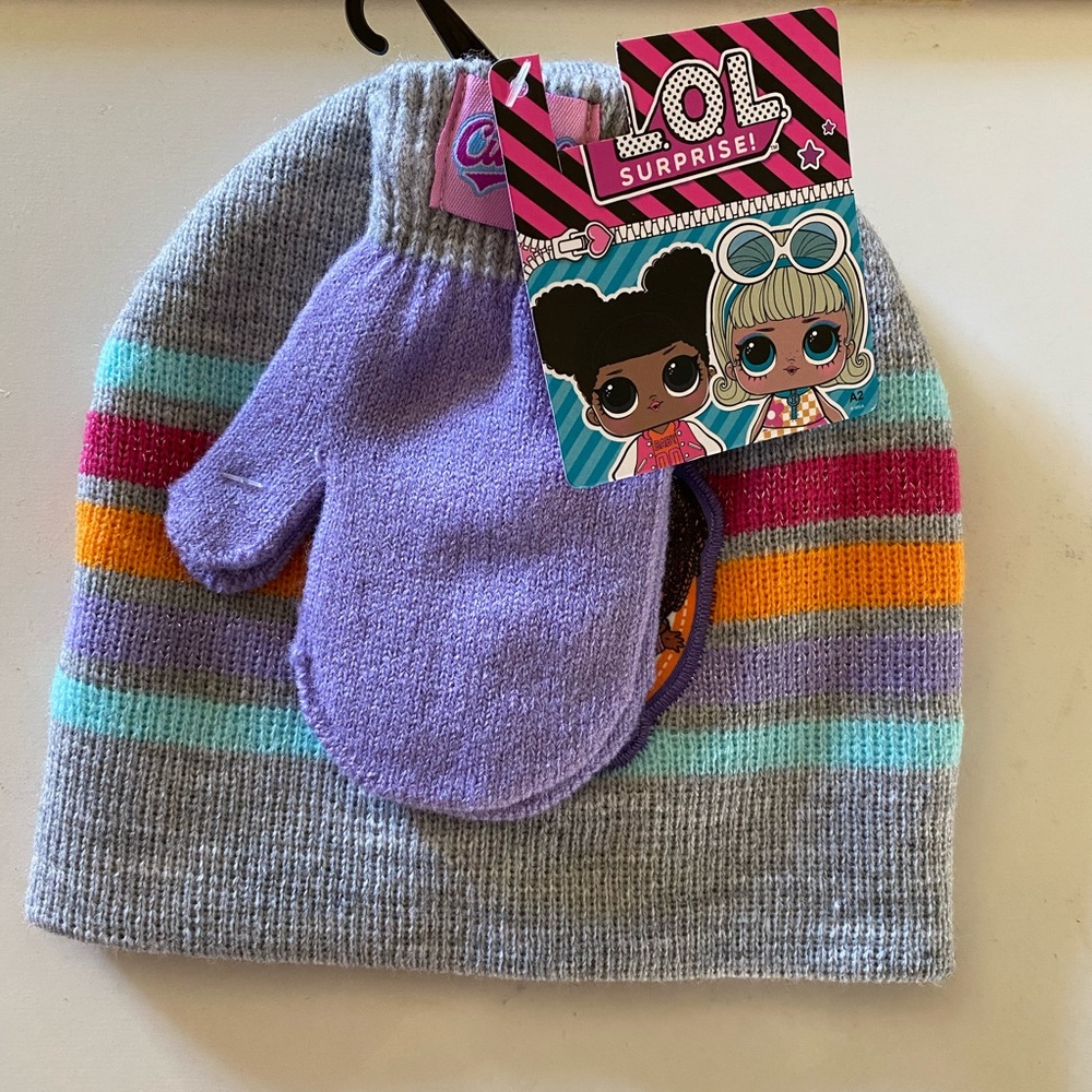 Toddler Girls L.O.L. Surprise Hat and Gloves Set NWT